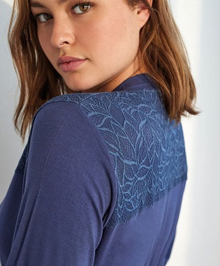 Vestaglia maglina con pizzo